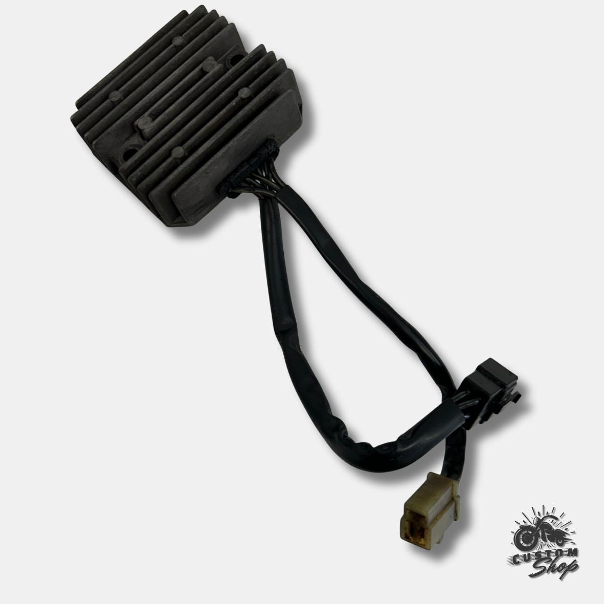 Regolatore di tensione